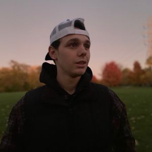 Meet your Posher, Ashton